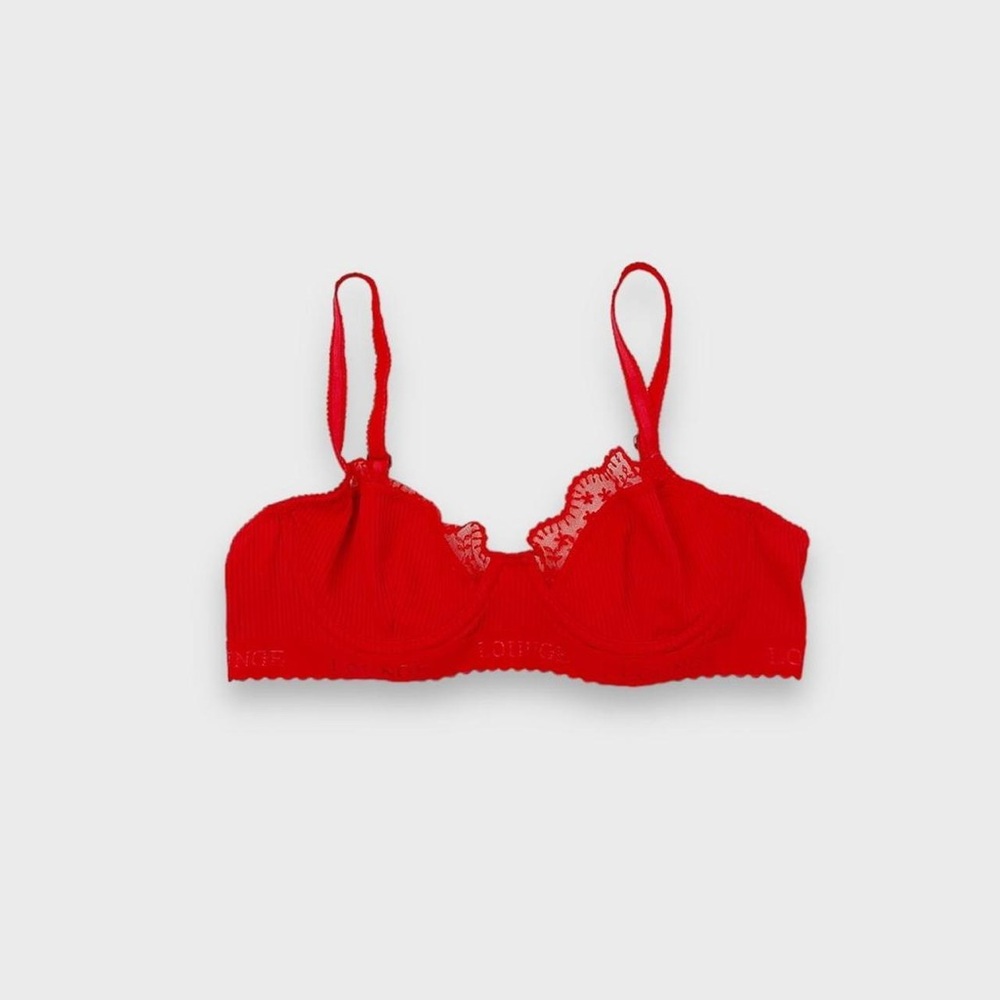 Elegant Red Lace Trim Bra